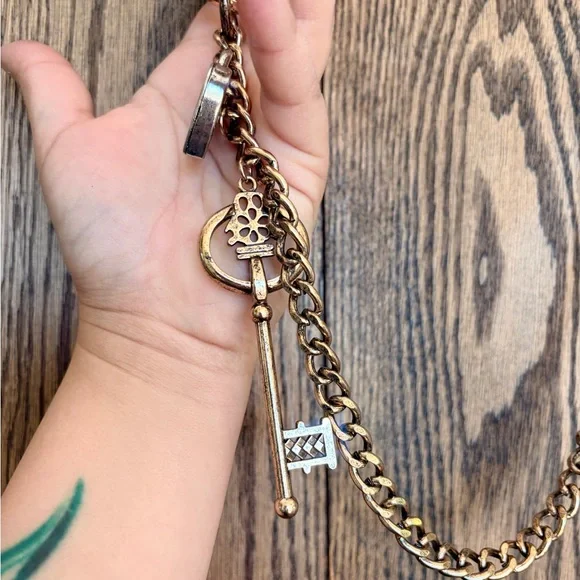 💛Free People💛 Antique Gold-Tone Purse Charm Chain - Picture 3 of 5